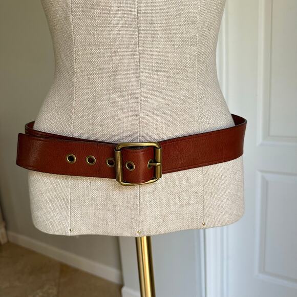 Banana Republic Genuine Leather, Brass Buckle Belt - Picture 2 of 7